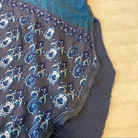 Free People Asymmetrical Raw Trim Hem Oversized Floral Sweater - Picture 8 of 11